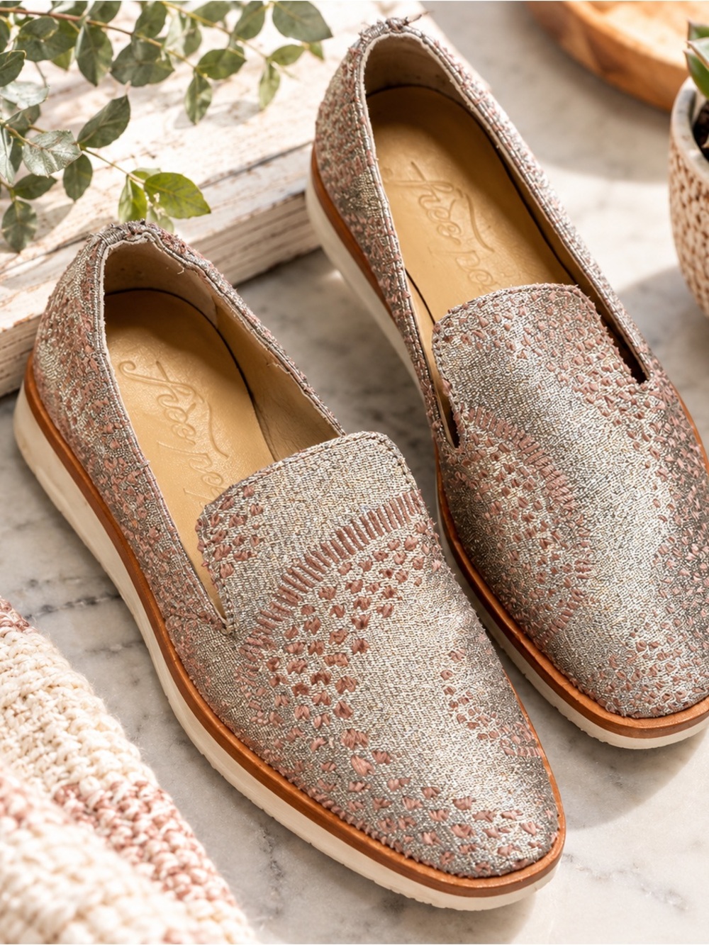 Free People Snake Eyes Metallic Woven Platform Loafers Silver Pink Size 6